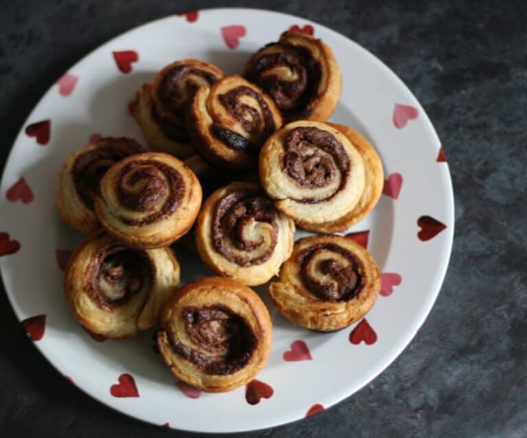 Mummy Alarm - Quick and easy Nutella Swirls