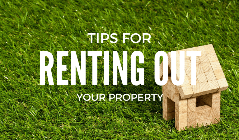 A close up of some grass