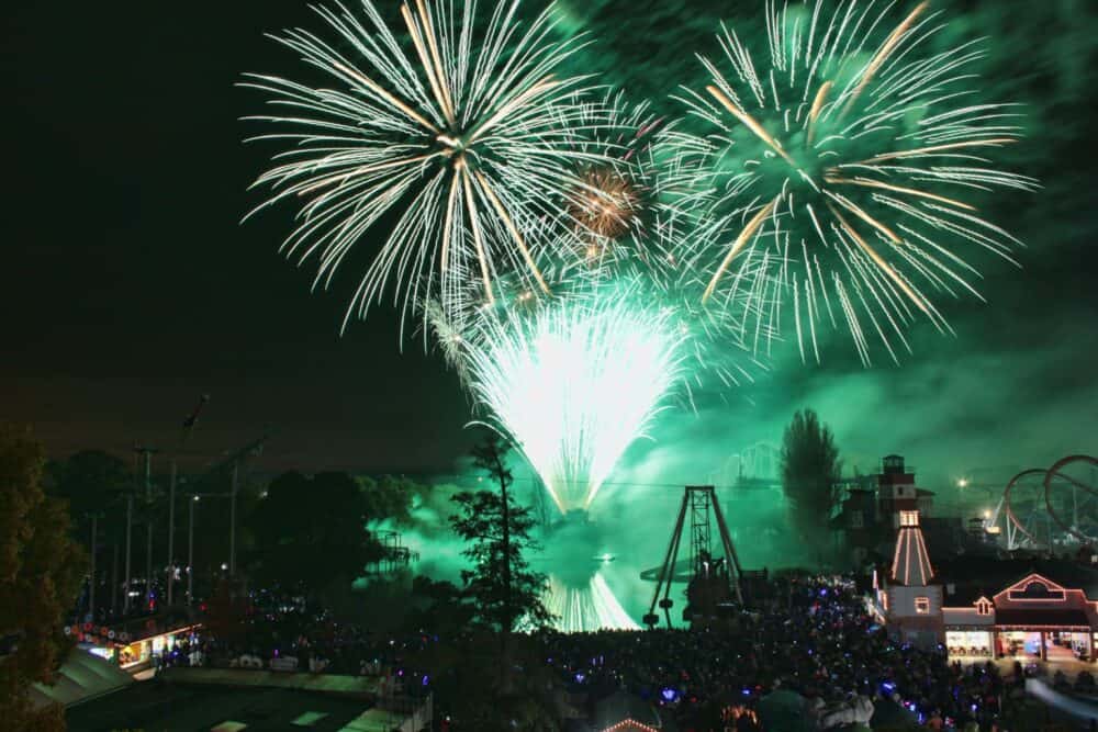 Drayton Manor Star Wars Fireworks & Laser Spectacular
