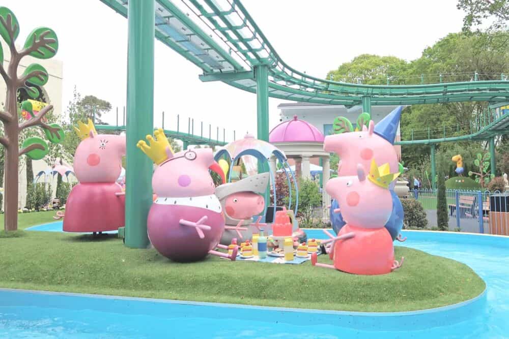 A Royal Invitation to Peppa Pig World