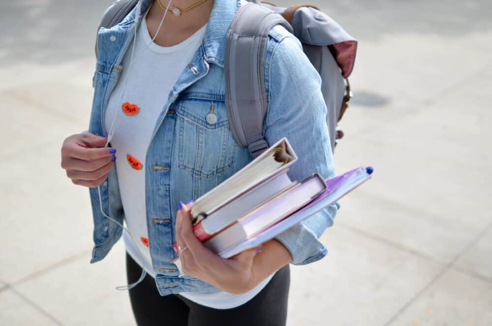 How to select a Backpack for High School