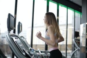 How to Stay Safe on a Treadmill