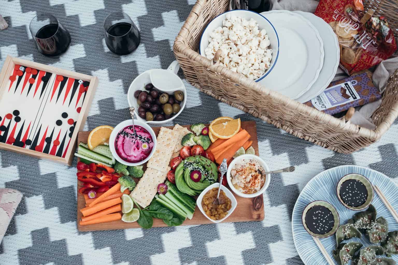 These Healthy and Tasty Foods Will Take Your Picnic to the Next Level