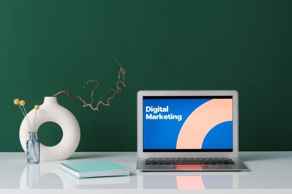 5 Benefits of Digital Signage for Your Small Business