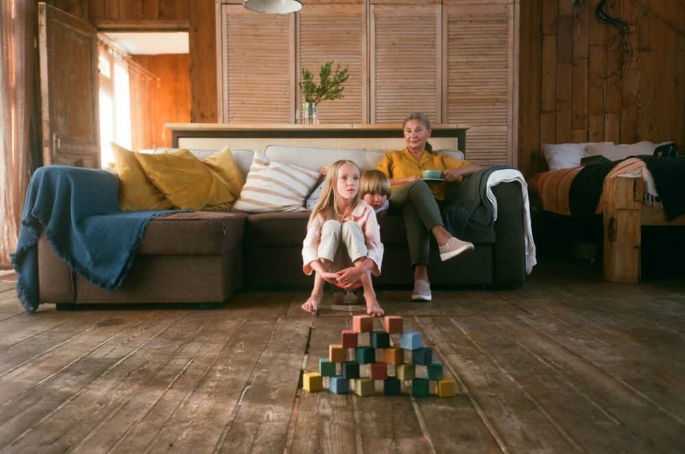 How to Find a Trustworthy Babysitter for Your Kids