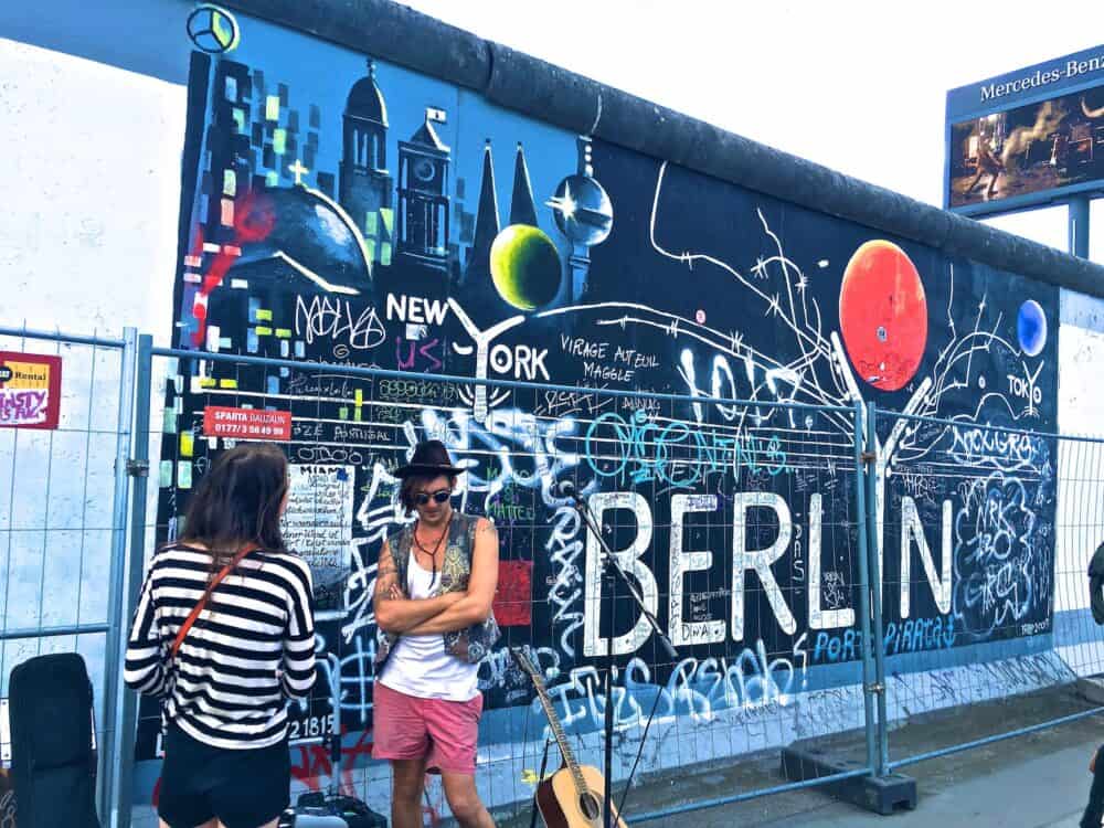Exploring Berlin’s Historic Landmarks: A Guided Tour