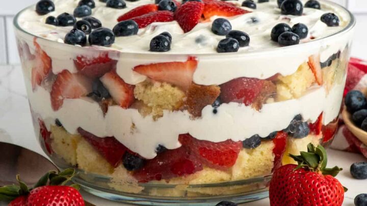 Image for Strawberry and Blueberry Pound Cake Trifle