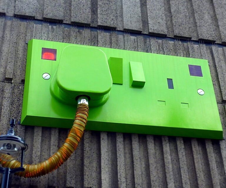 Is Buying in Bulk Better for Your Electrical Business?