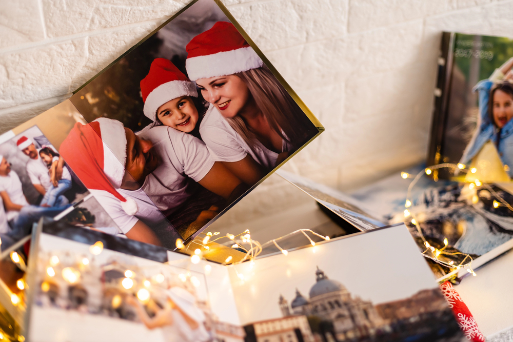 How to Create a Christmas Photo Book Full of Joy and Memories