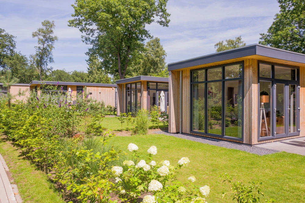 Why Do So Many UK Retirees Prefer Park Bungalows to Houses?