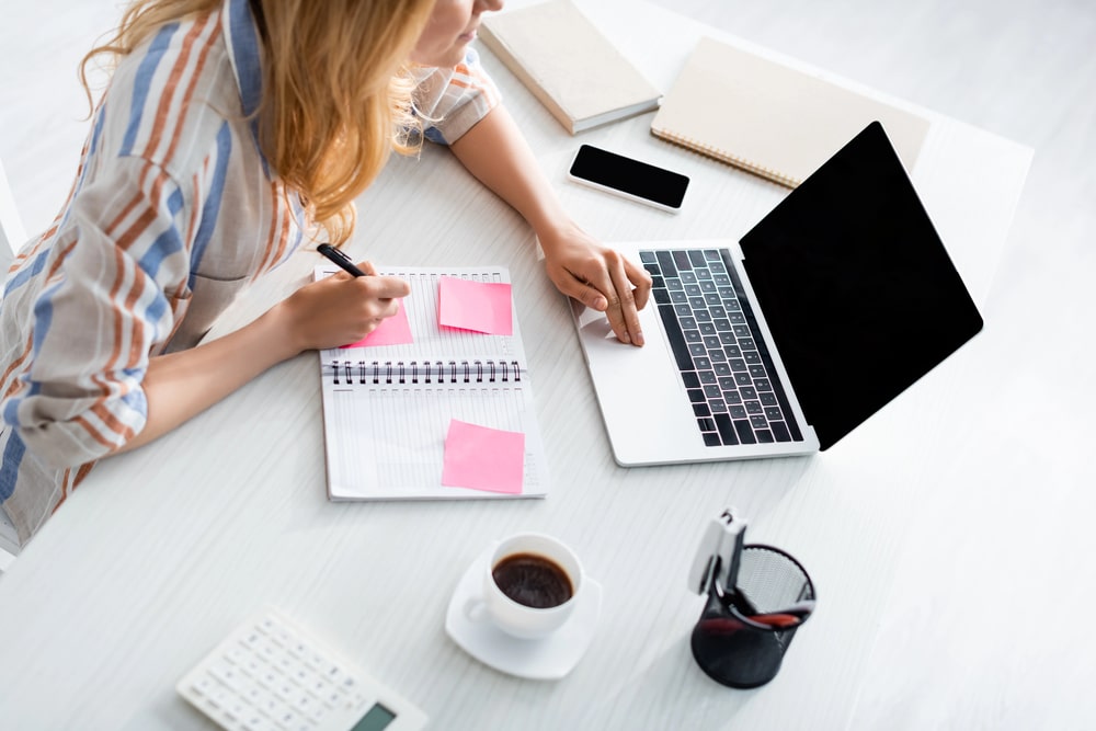 A Practical Guide to Building Online Trust for Family-Focused Businesses